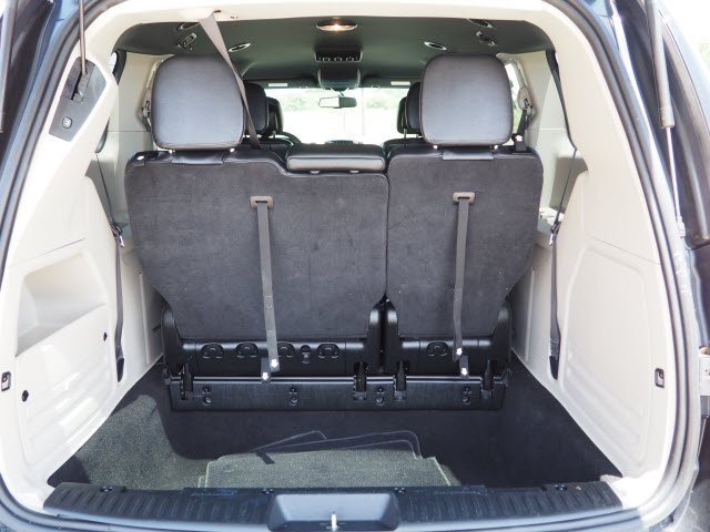 2017 Dodge Grand Caravan SXT:S2901