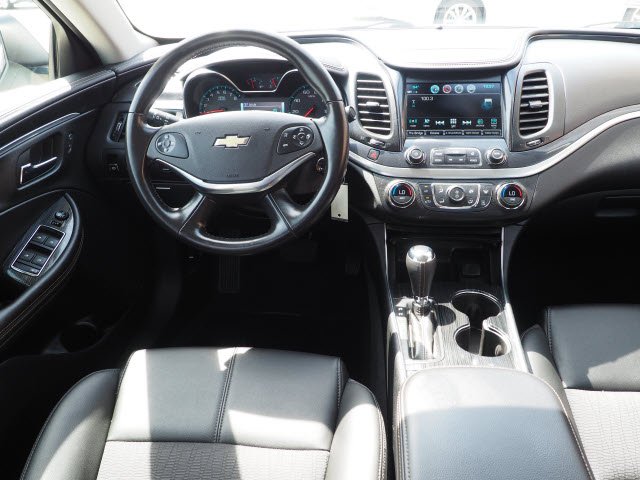 2017 Chevrolet Impala LT:W9726
