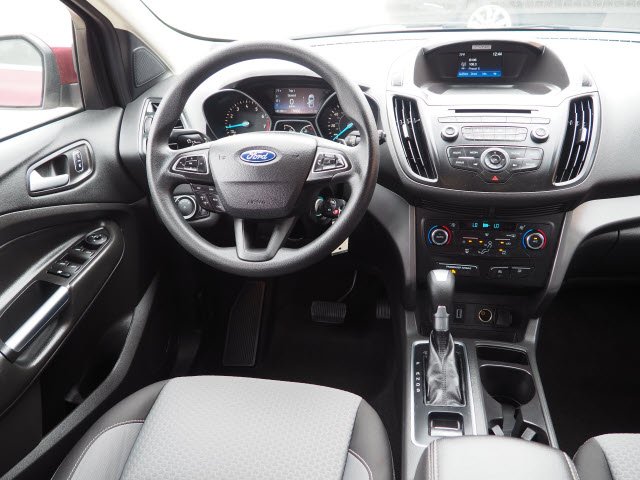 2017 Ford Escape SE:S2865