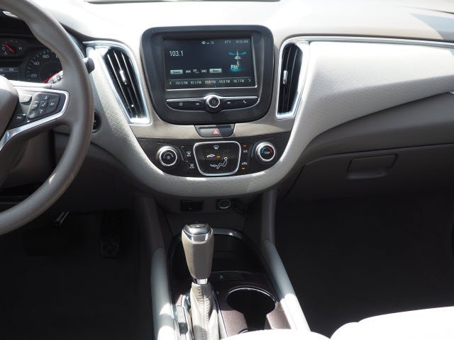 2018 Chevrolet Malibu LT:E0062