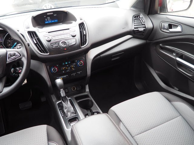 2017 Ford Escape SE:S2865