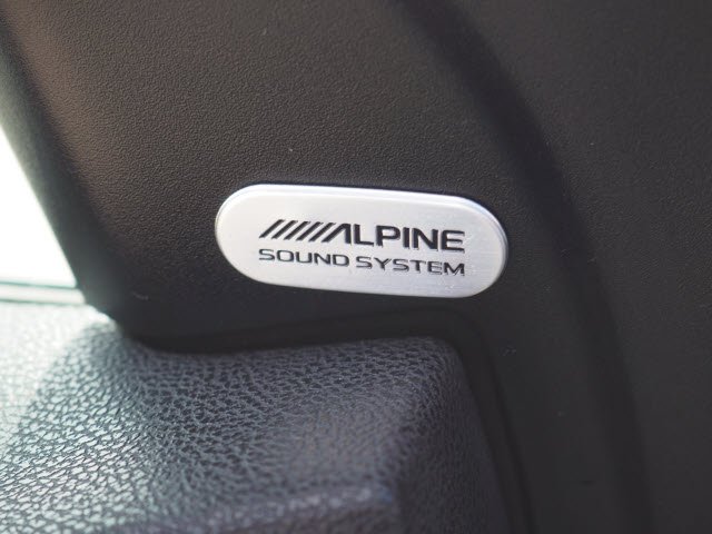 2017 Chrysler 300 C:S2863