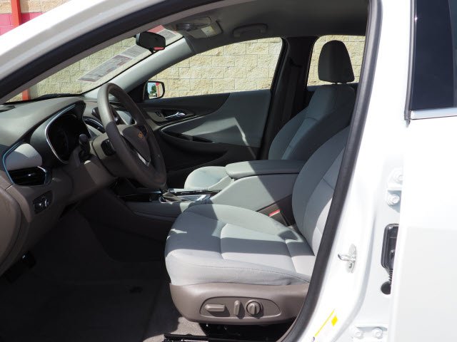 2018 Chevrolet Malibu LT:E0062