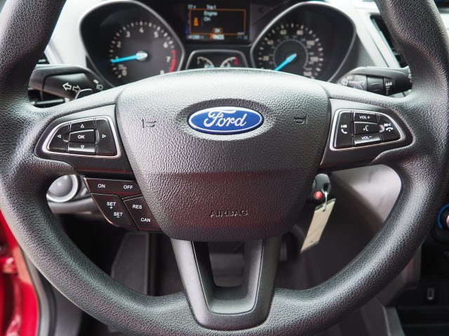 2017 Ford Escape SE:S2865