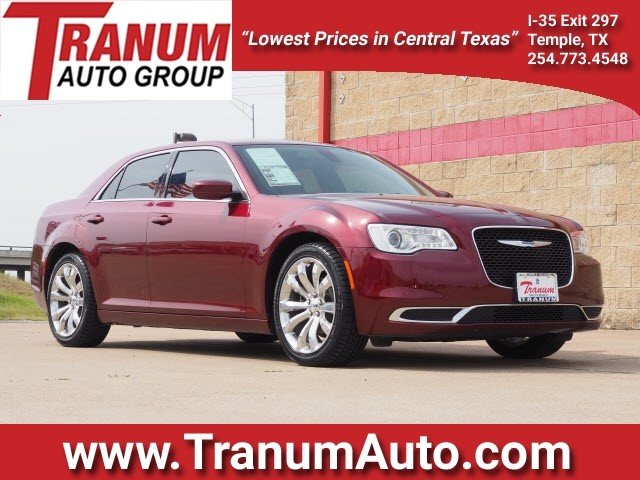 2017 Chrysler 300 Limited – S2932
