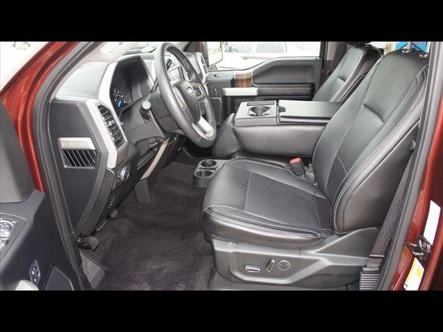 2017 Ford F-150 Lariat:S2658