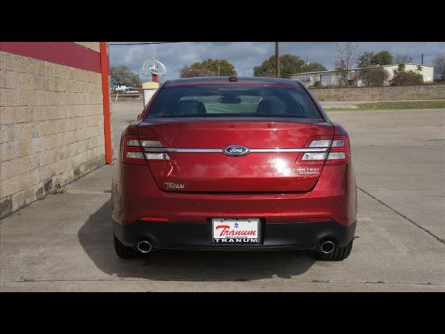2017 Ford Taurus Limited:S2825