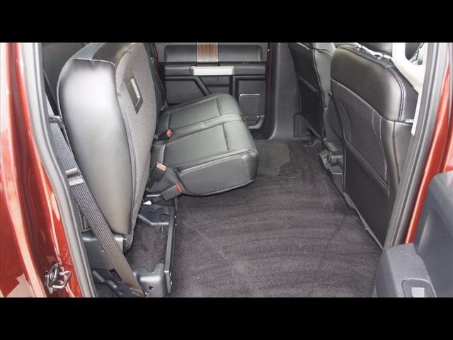 2017 Ford F-150 Lariat:S2658