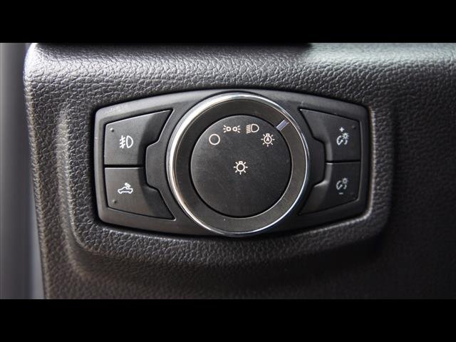 2017 Ford F-150 Lariat:S2658