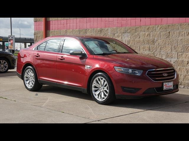 2017 Ford Taurus Limited:S2825