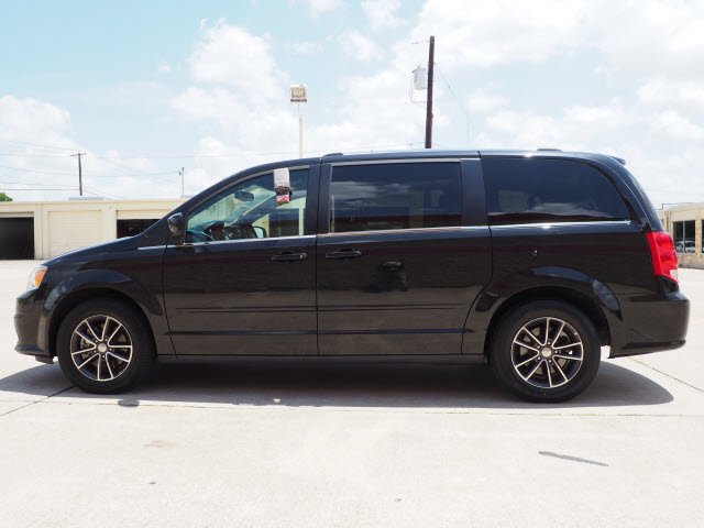 2017 Dodge Grand Caravan SXT:S2901