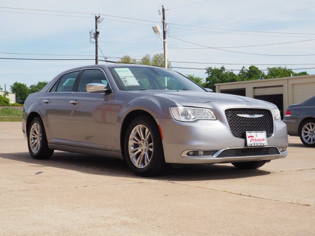 2017 Chrysler 300 C:S2863