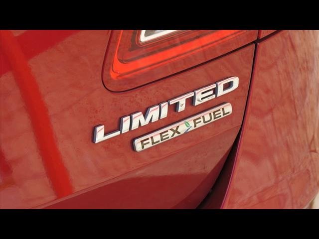 2017 Ford Taurus Limited:S2825