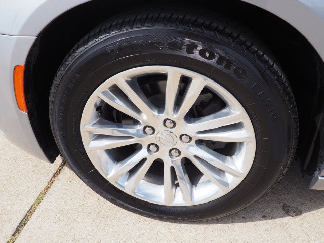 2017 Chrysler 300 C:S2863