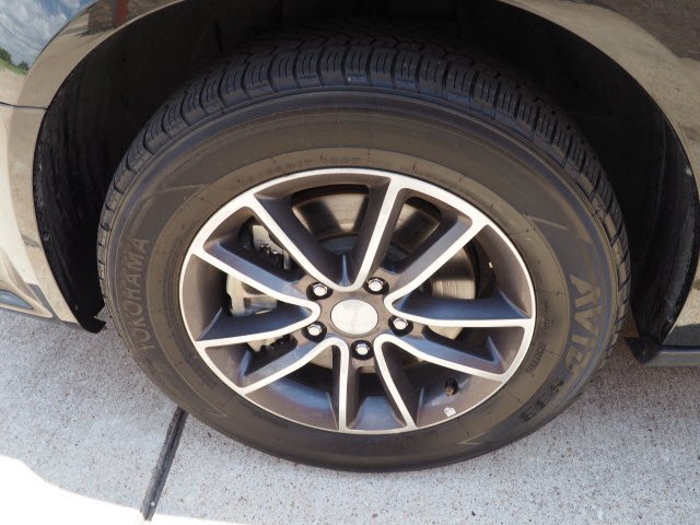 2017 Dodge Grand Caravan SXT:S2901